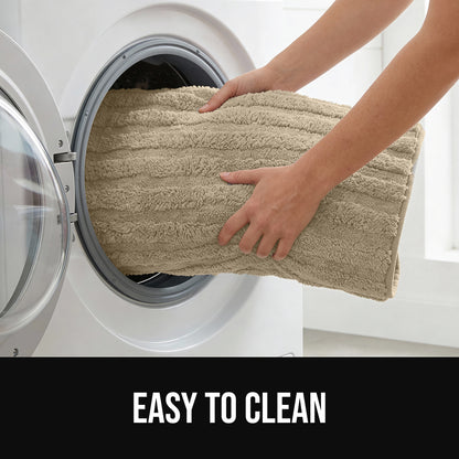 Lines Bath Rug Gorilla Grip