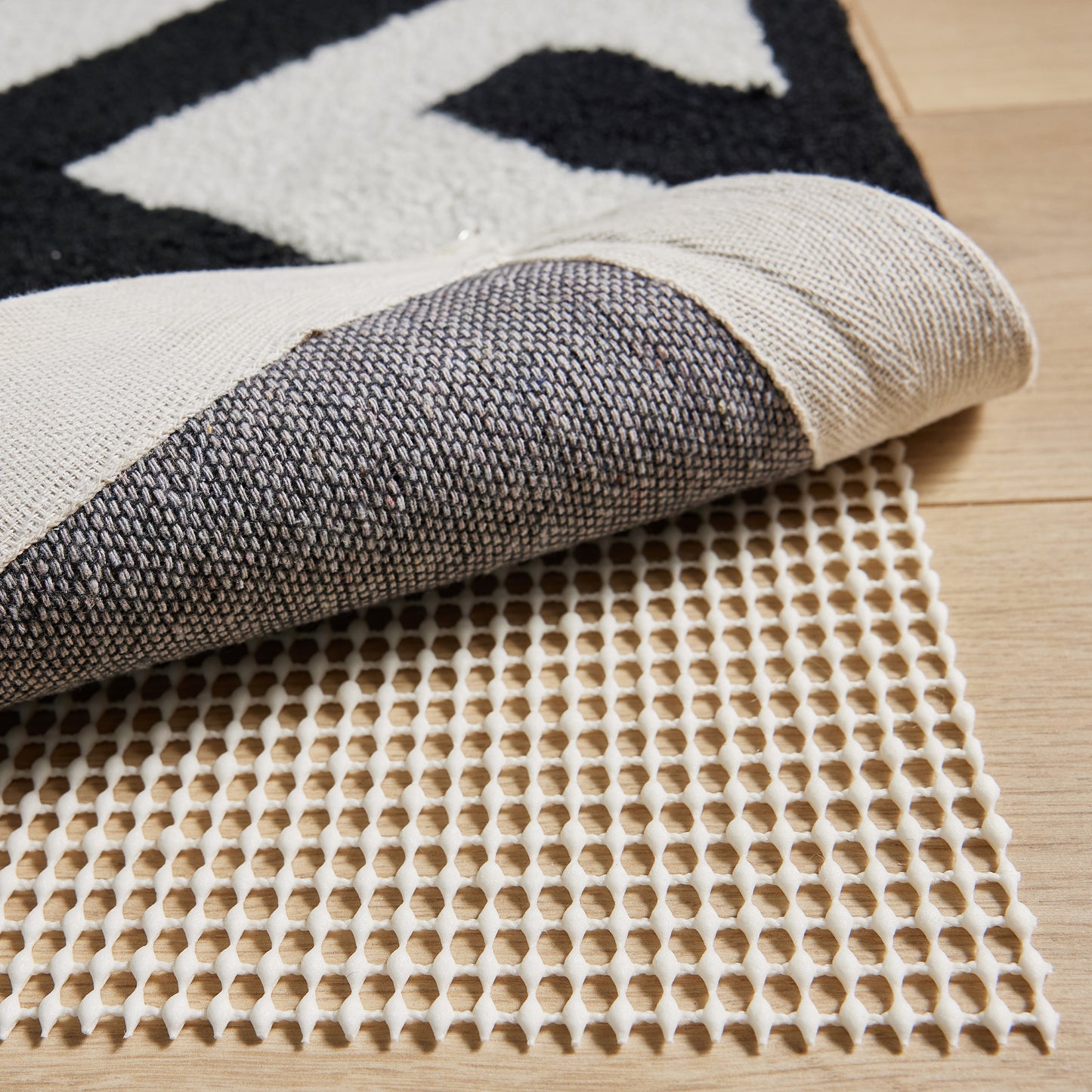 Slip Resistant Rug Pad Gorilla Grip Cream 2' x 3'