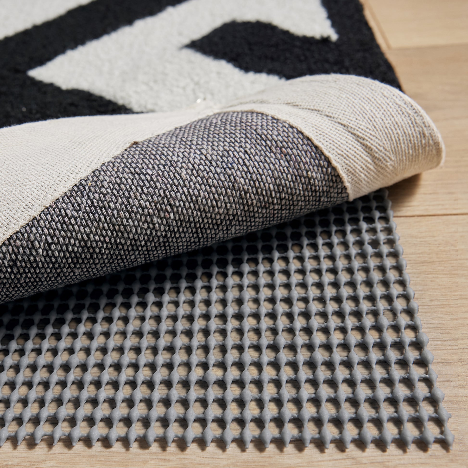 Slip Resistant Rug Pad Gorilla Grip Gray 2' x 3'